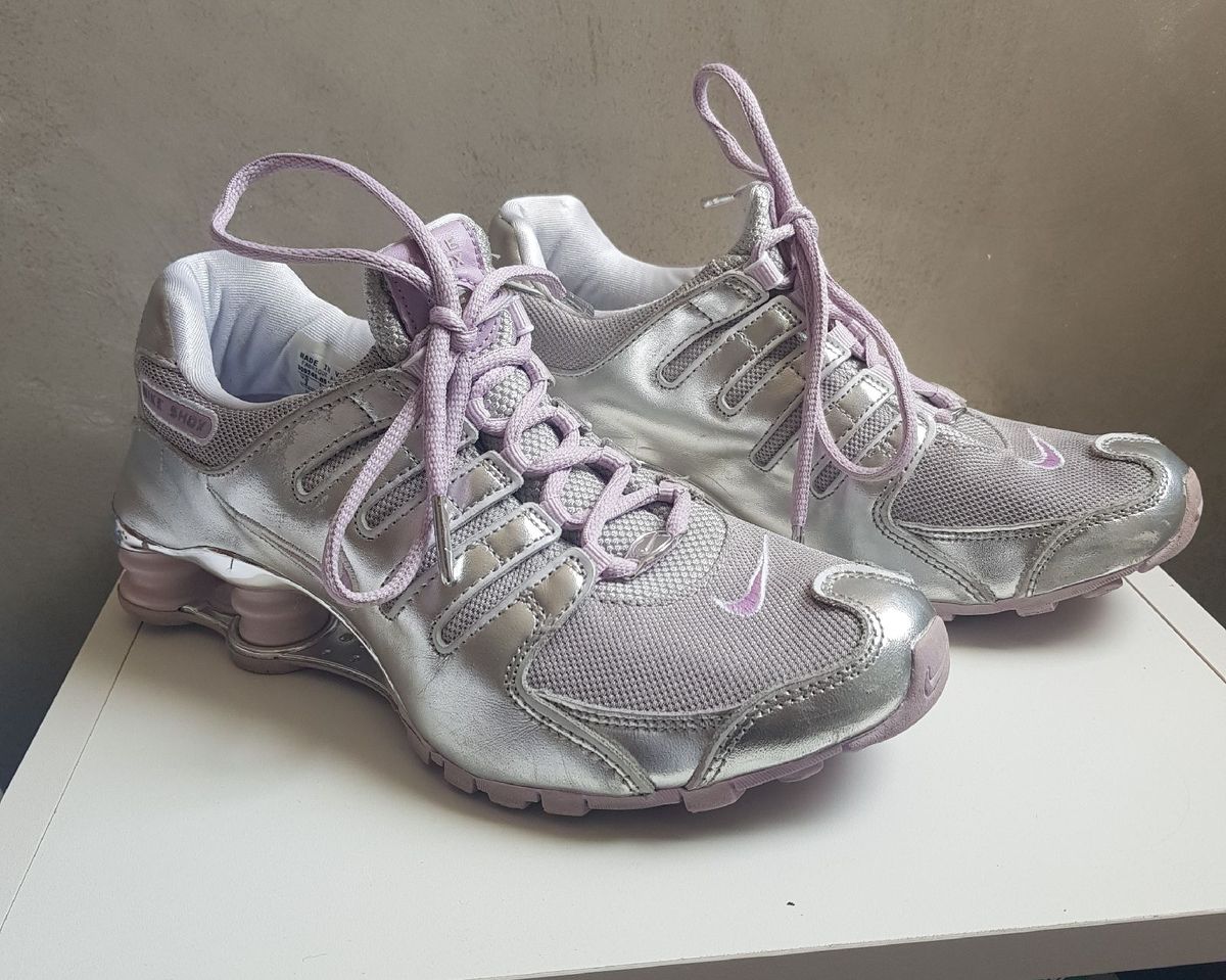 nike shox prata feminino