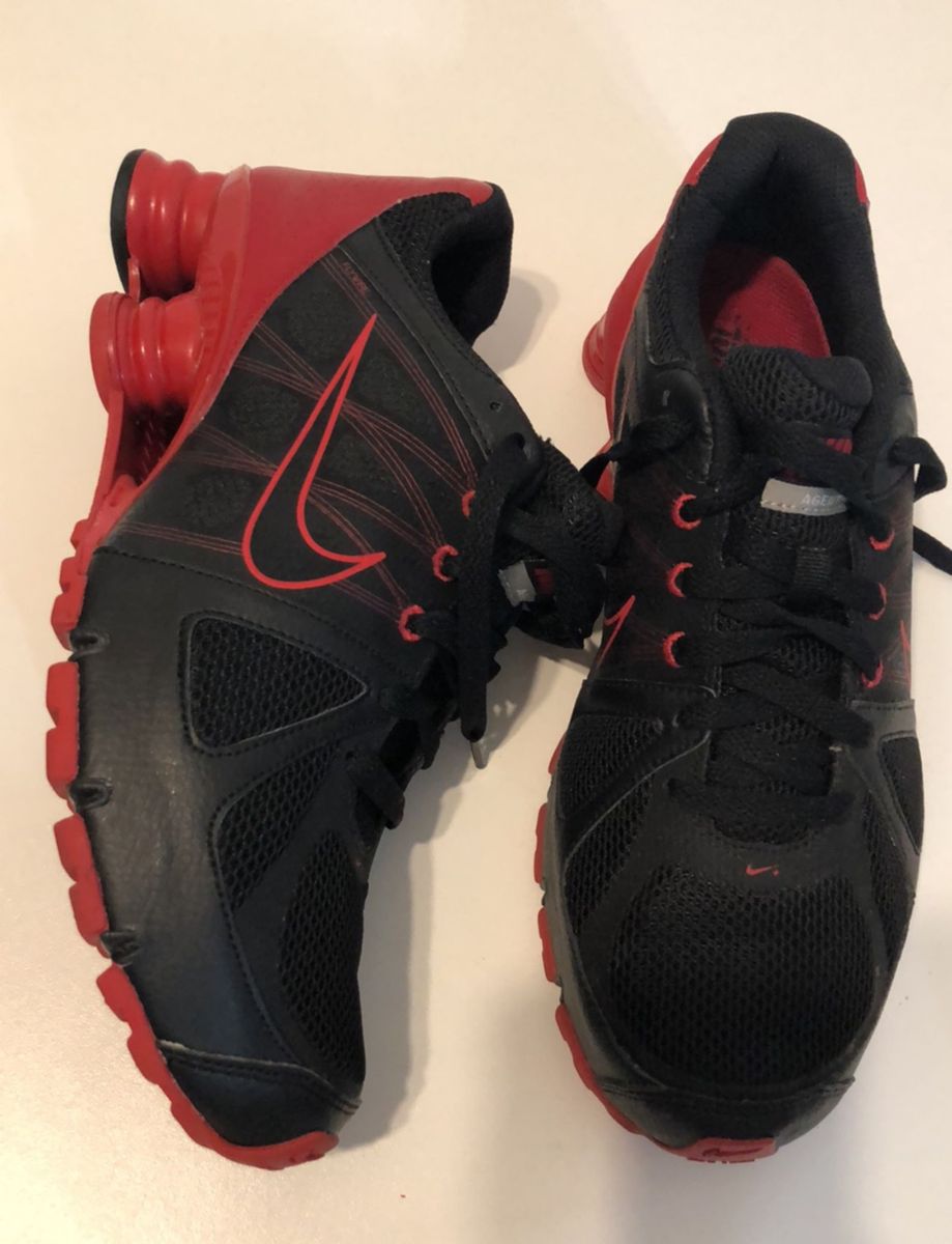 nike shox preto e vermelho