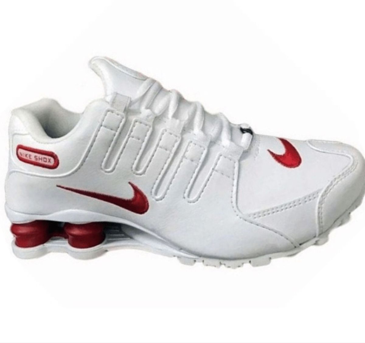 nike quatro