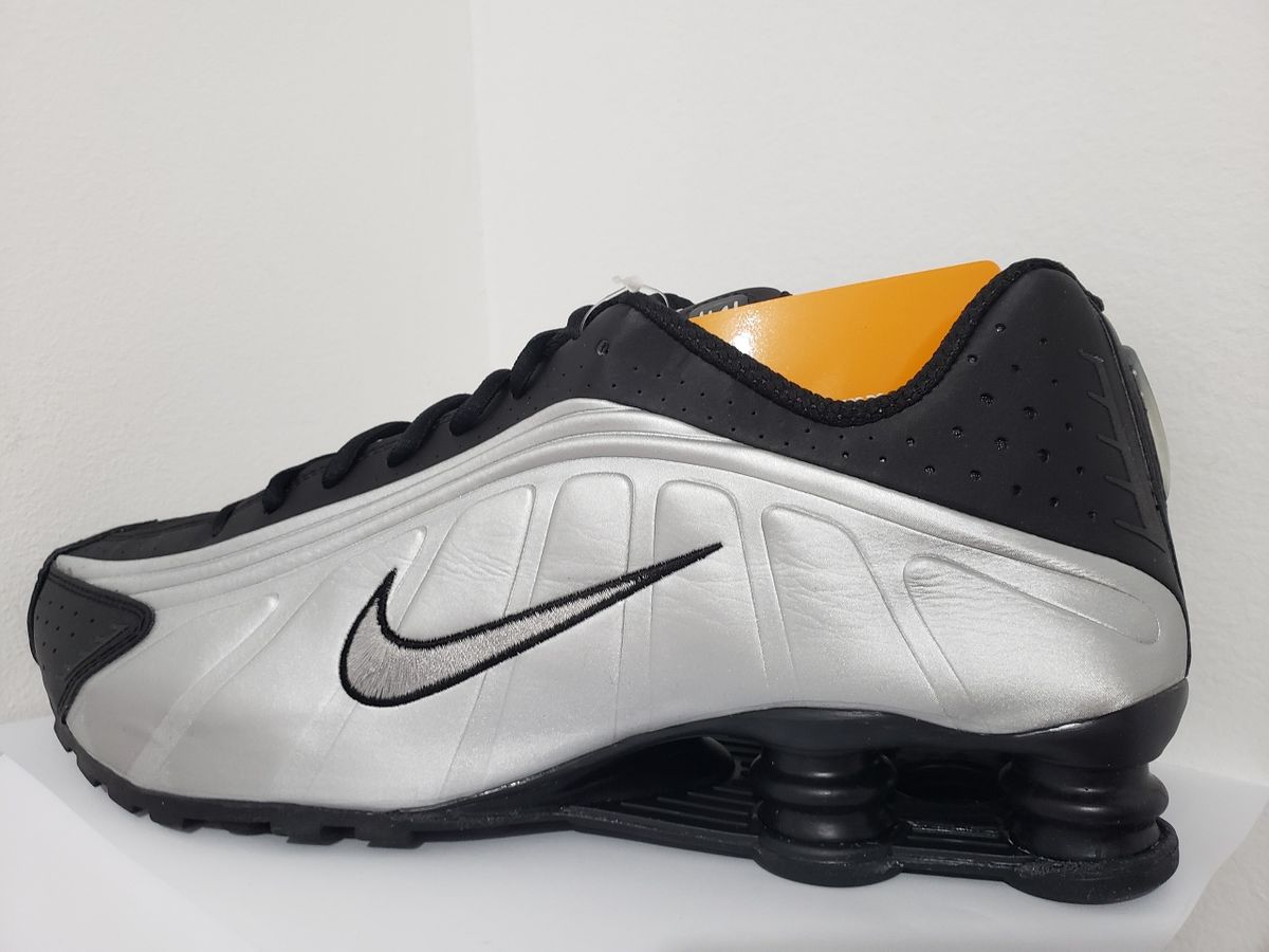 nike shox r4 44