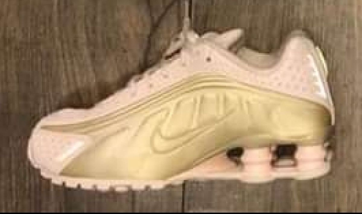 nike shox bege