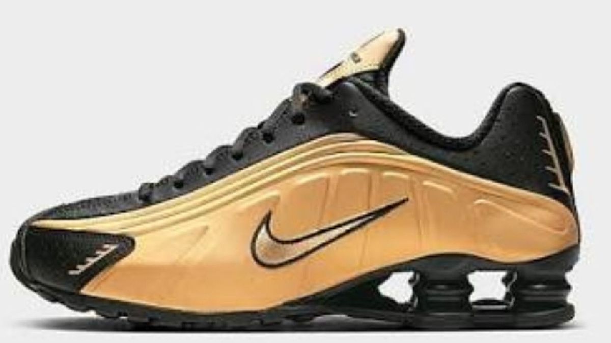 Nike shox preto hot sale e dourado original