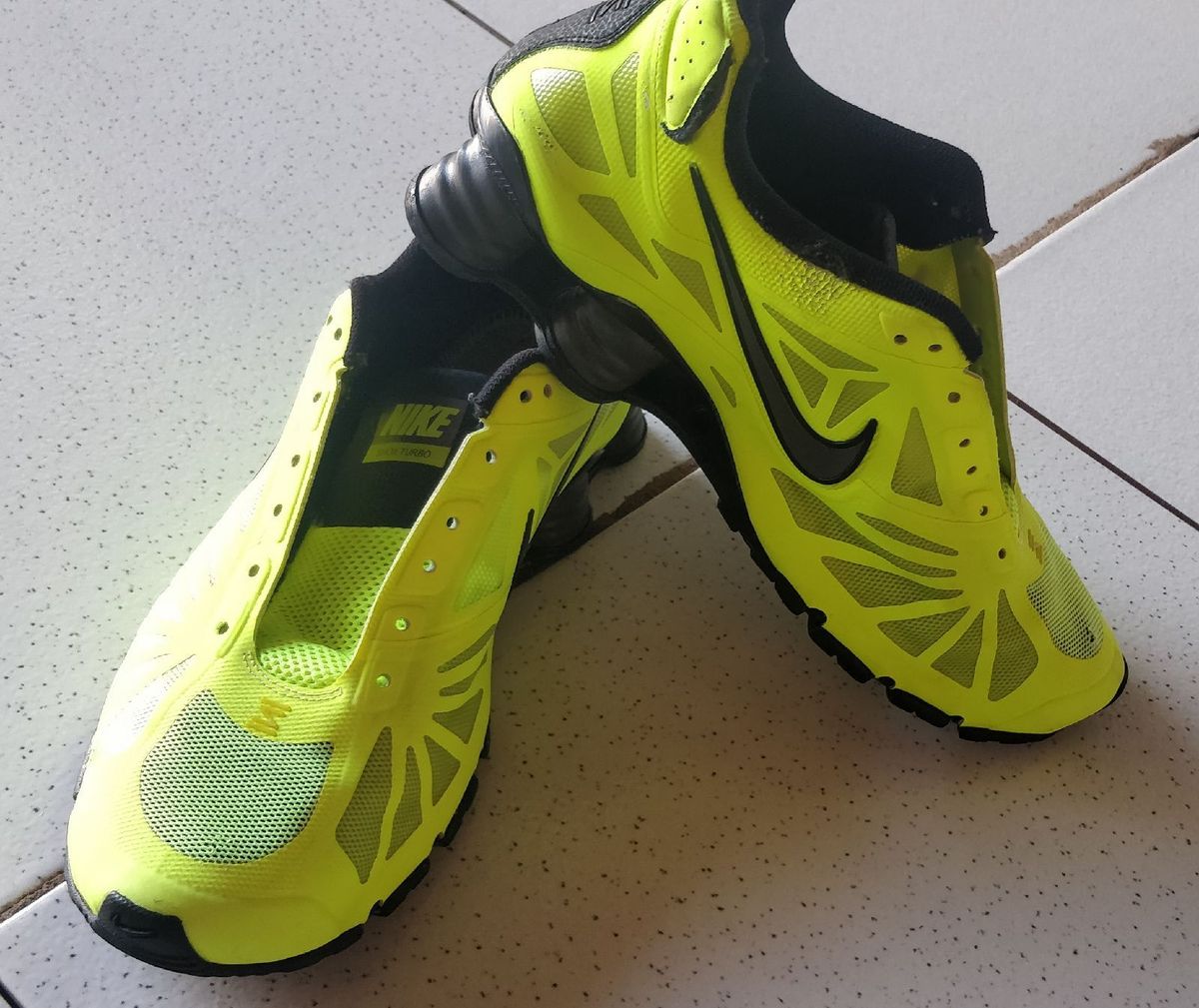 nike shox verde limao