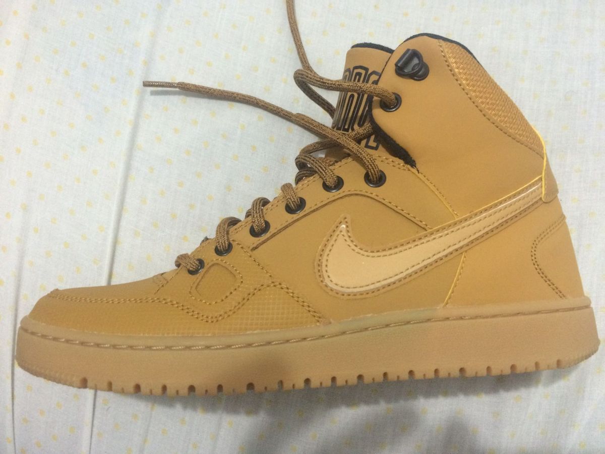 nike son of force winter mid