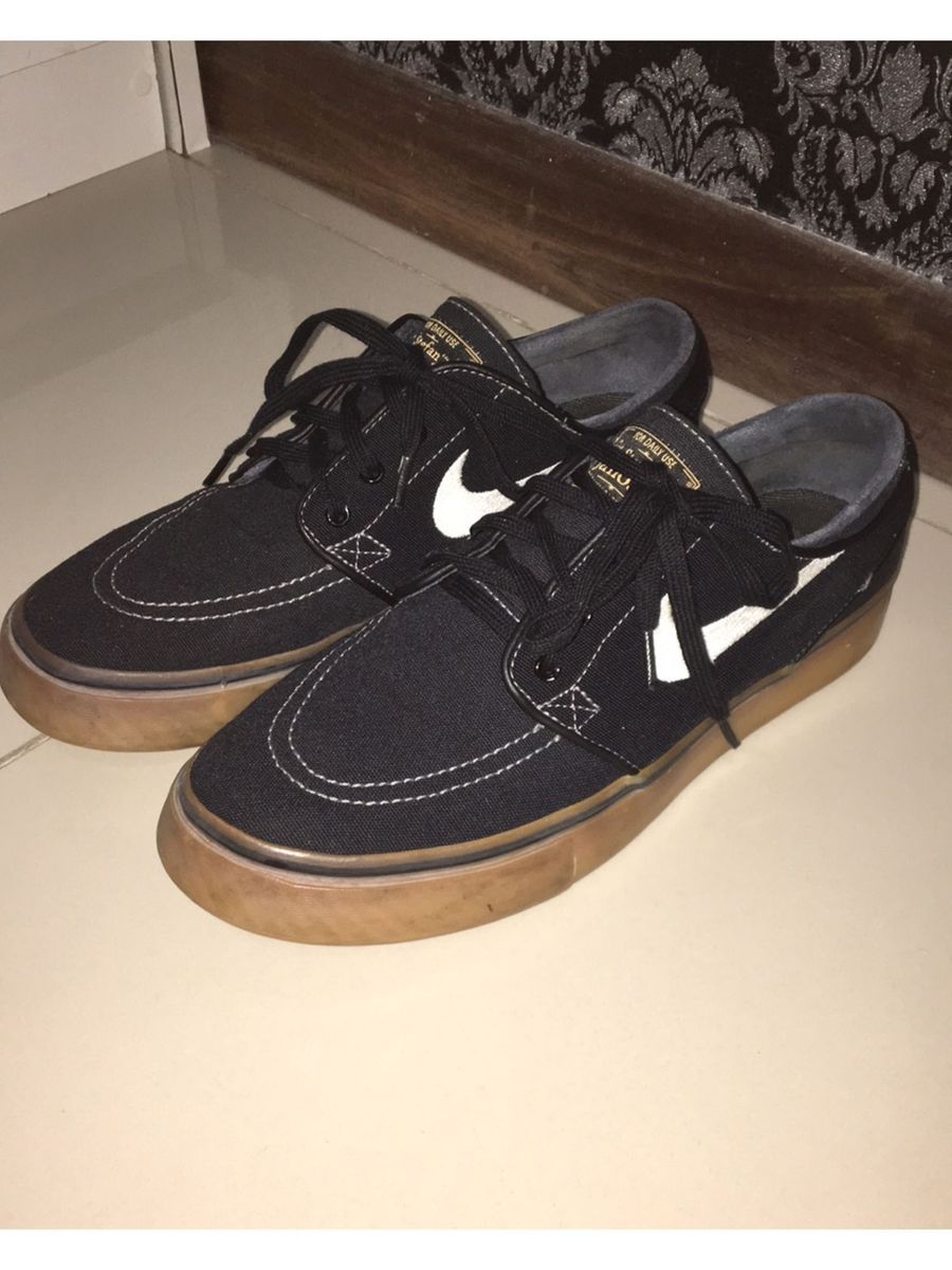 janoski azul escuro