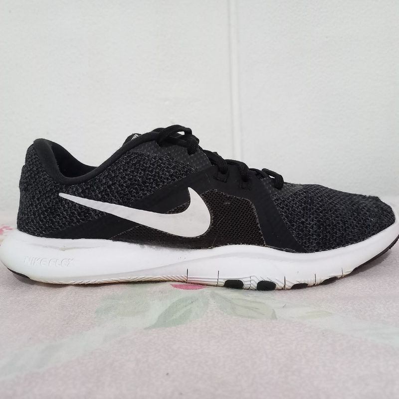 Nike flex tr8 store black