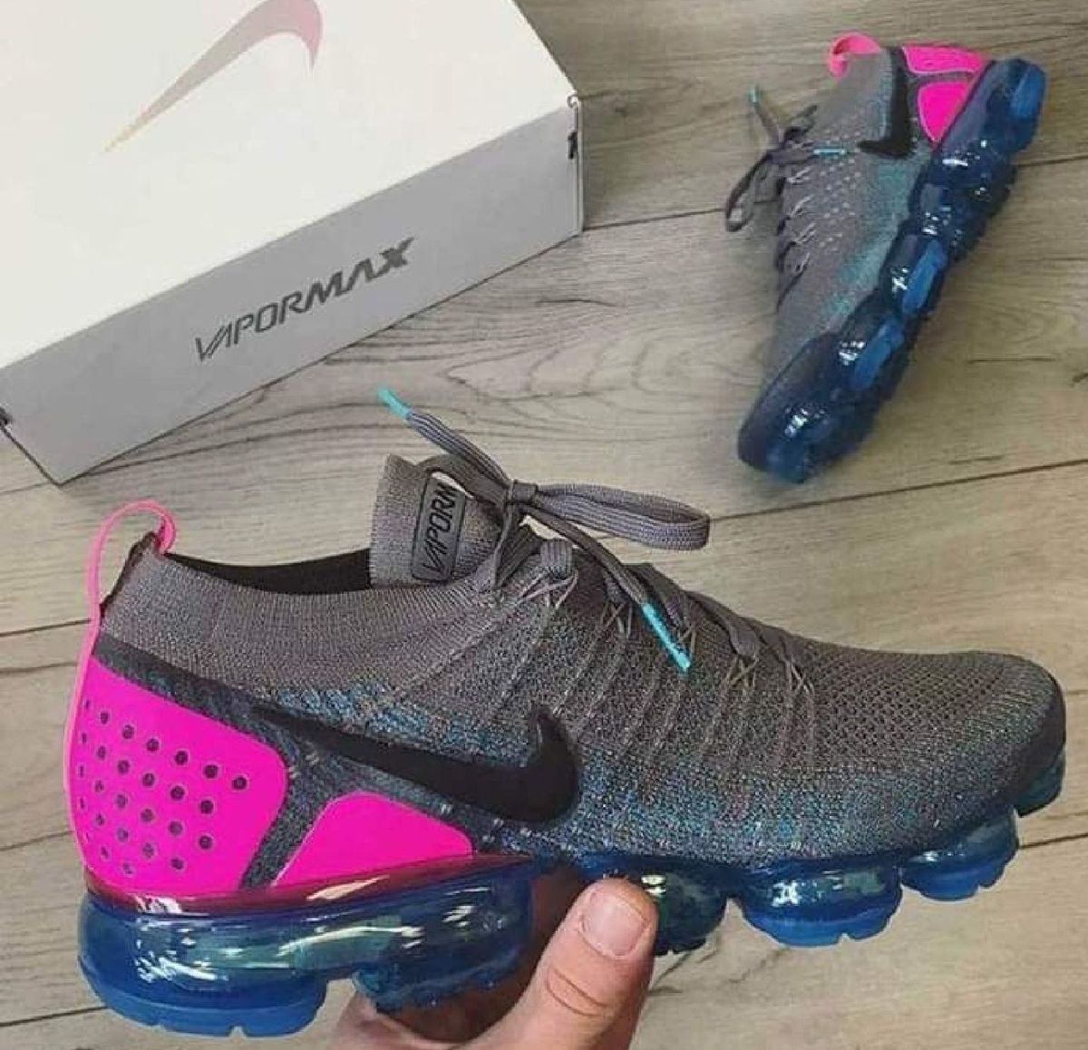 vapormax rosa e cinza