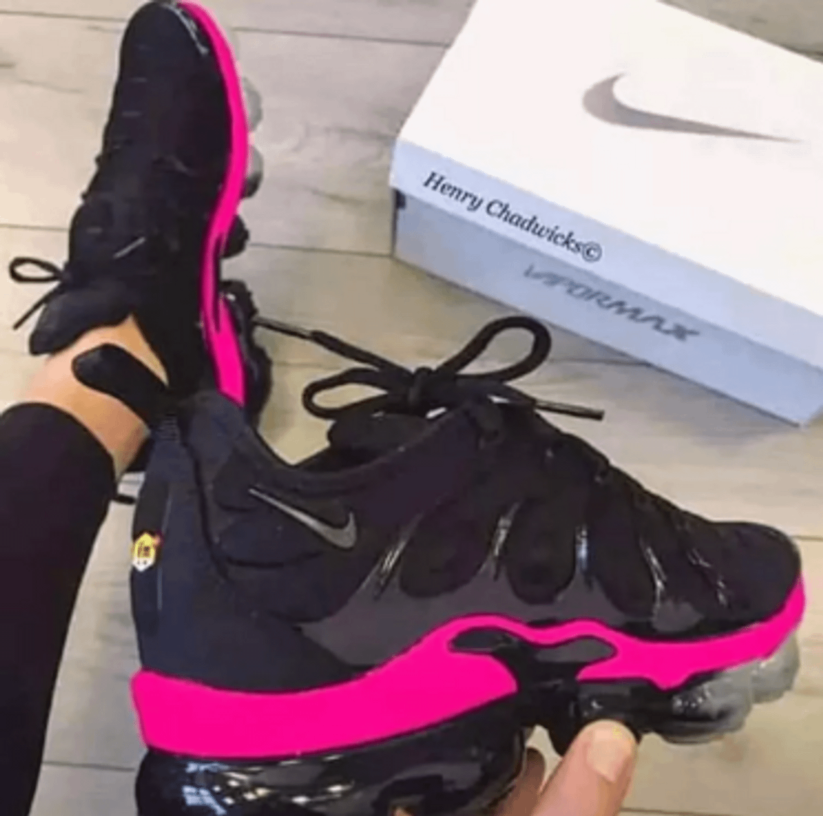 nike air vapormax plus rosa