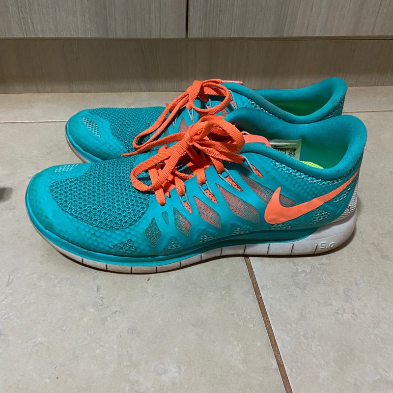 Nike verde hot sale e laranja