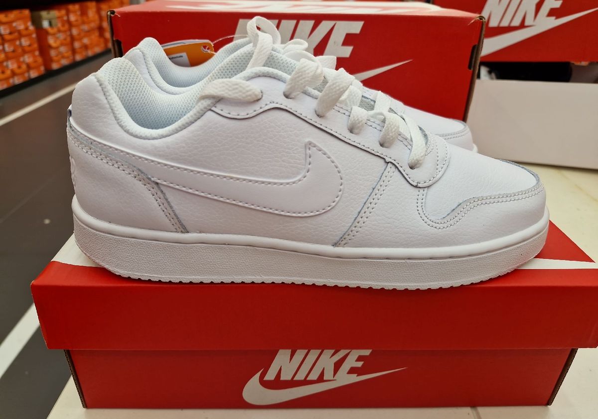 Nike ebernon outlet low feminino branco