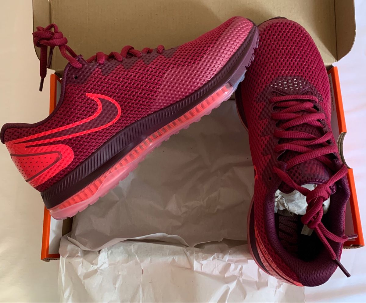 nike feminino marsala