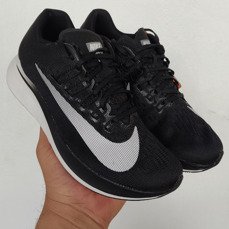 Nike performance best sale zoom fly