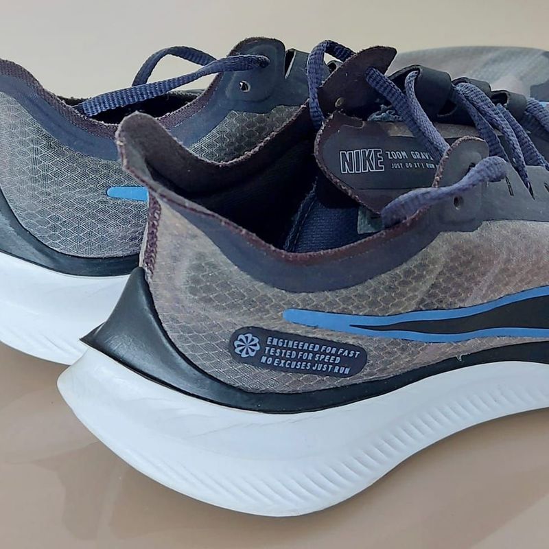 Nike zoom gravity online 39