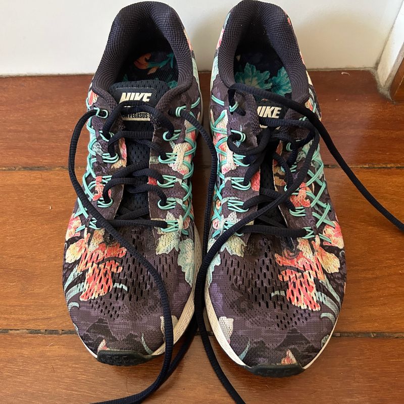 Nike floral hot sale tenis