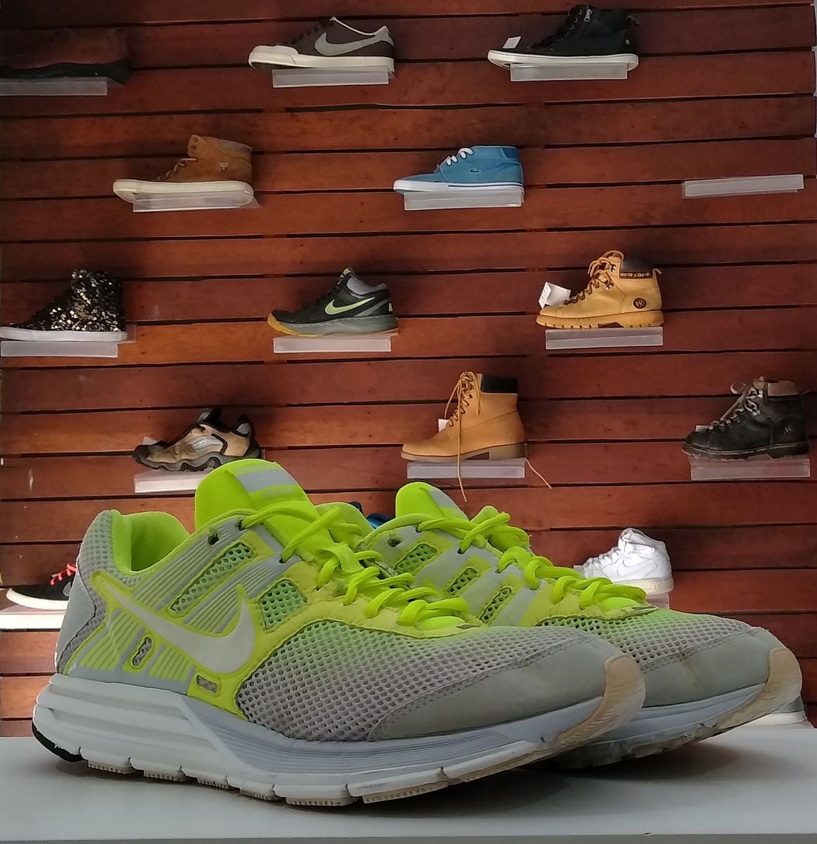 nike structure 16