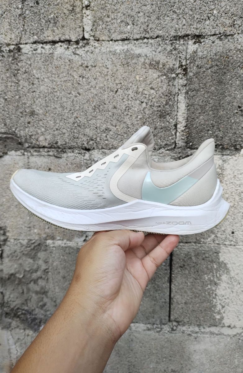 Nike zoom store winflo 6 sneaker