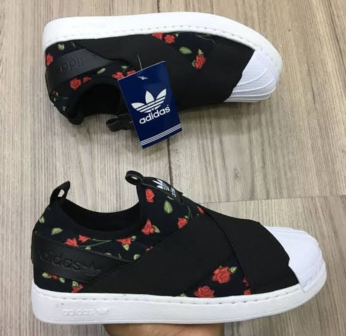 Adidas superstar floral outlet preto