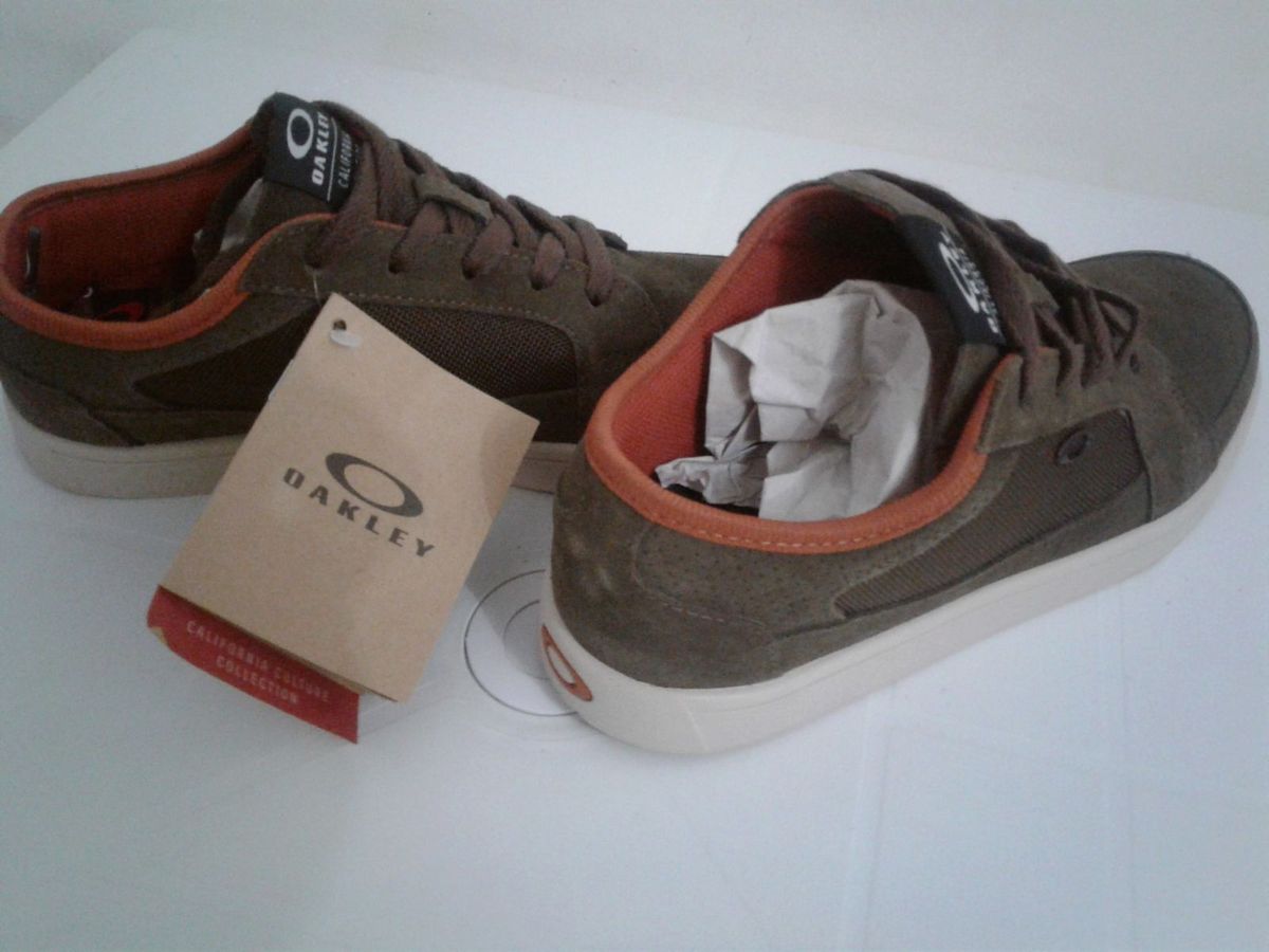 oakley westcliff marrom