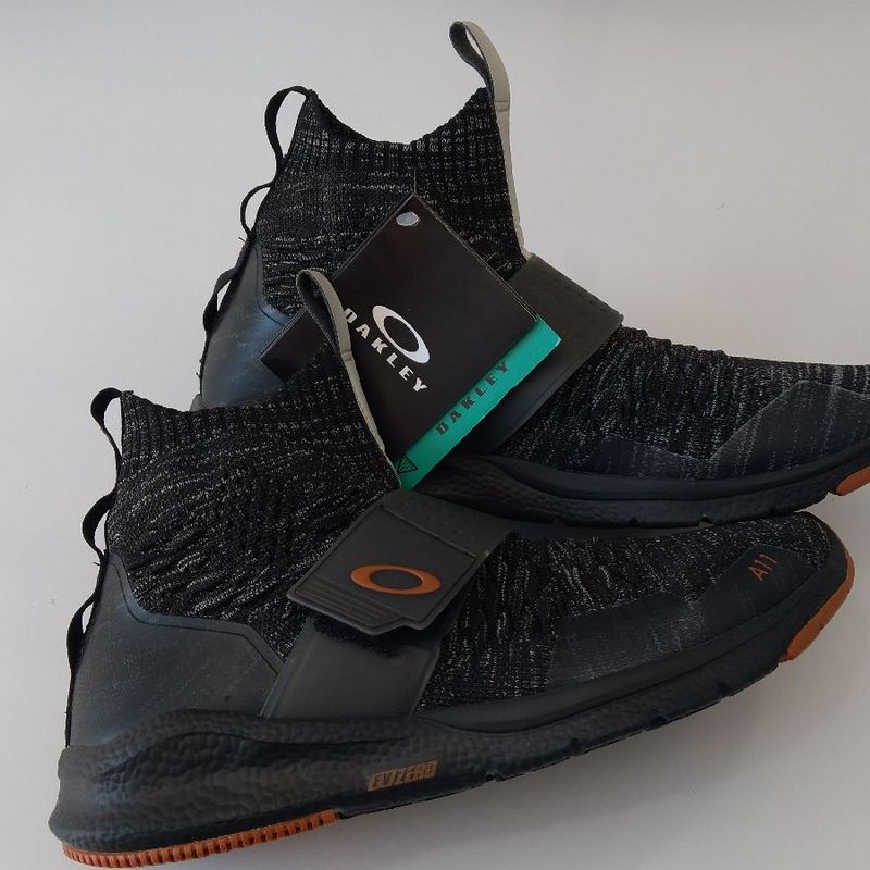 Oakley best sale basketball shoes