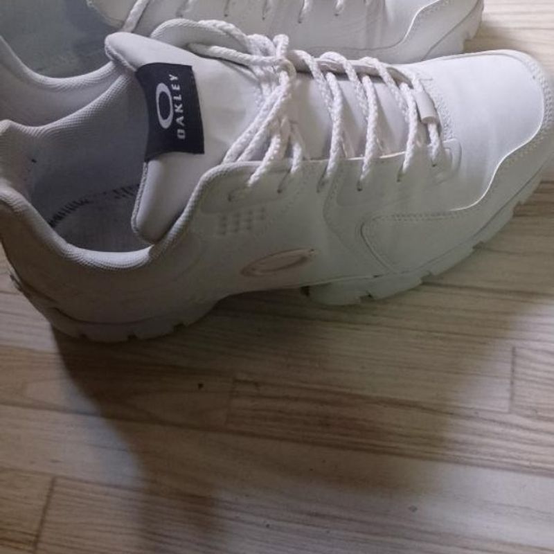Tenis Oakley Branco e Rosa Novo Oakley Nunca Usado 104227227