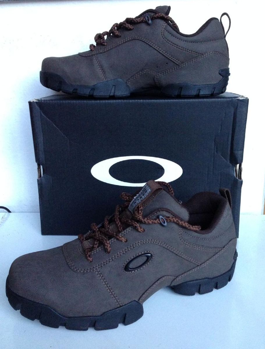 bota oakley enduro