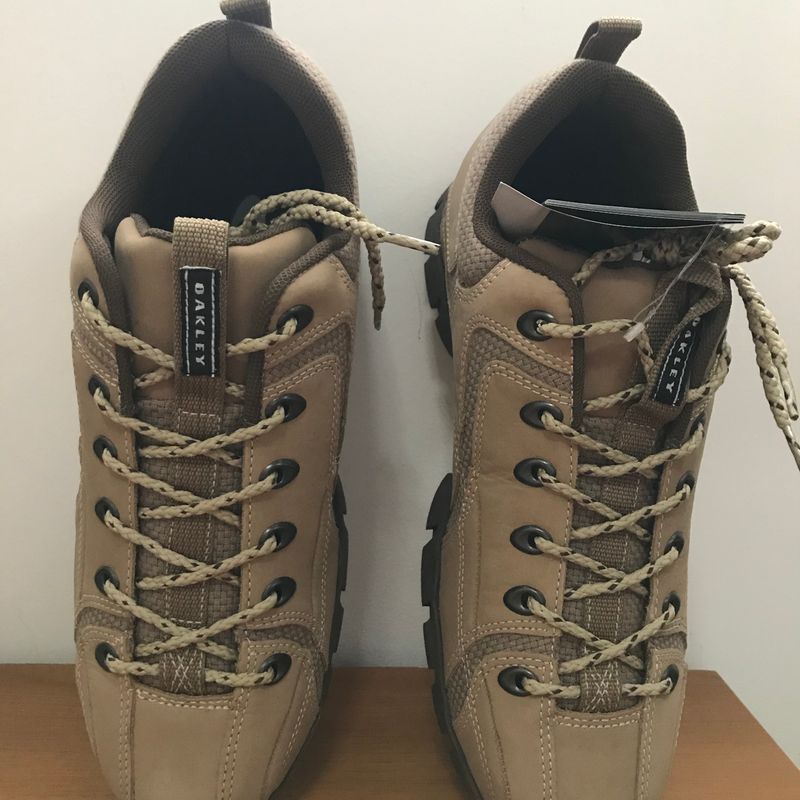 Flak Low Cinza Claro TÃªnis Oakley Flak Cinza Tênis Oakley Flak