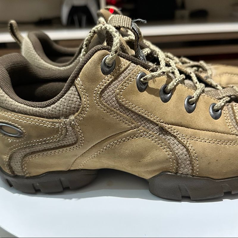 Flak Low TÃªnis Oakley Flak Marrom Tênis Oakley Flak Low Cor Caqui