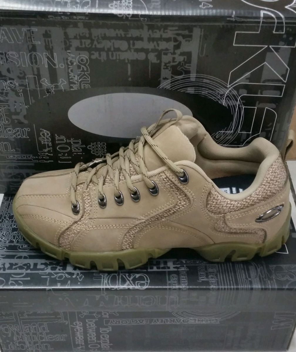 tênis da oakley flak low