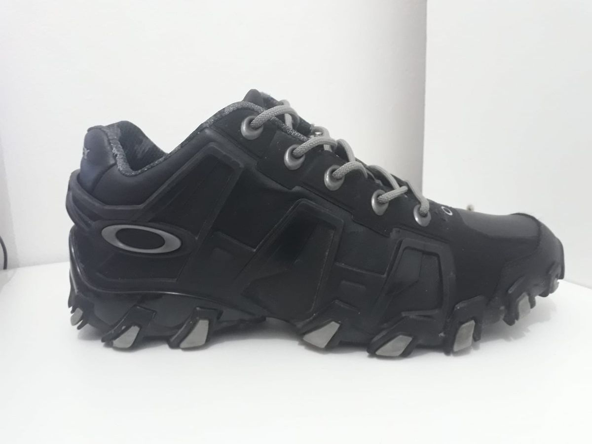 tênis oakley hardshell preto