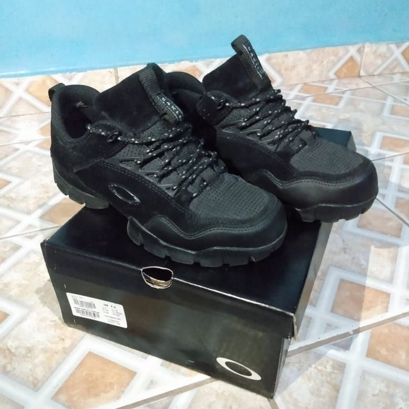 Tênis Oakley Modoc Low Preto, Tamanho 38 Tênis Masculino Oakley Usado  105940317 enjoei - Main Image