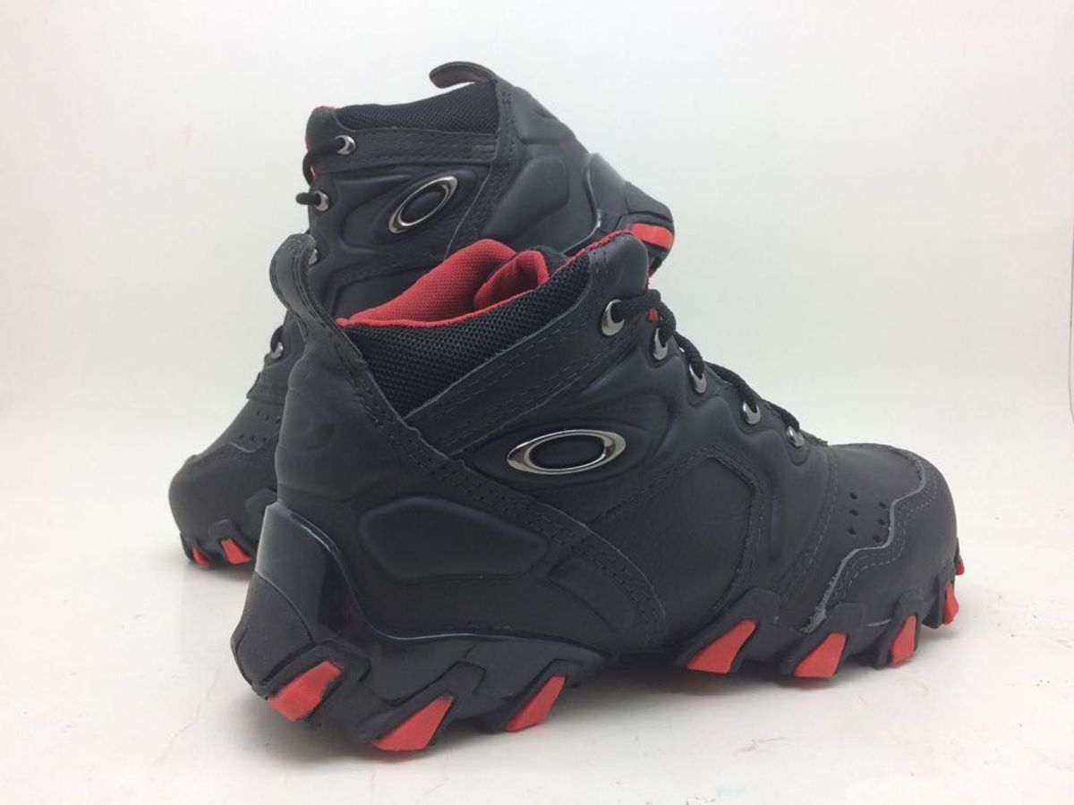 tenis bota adventure oakley masculino