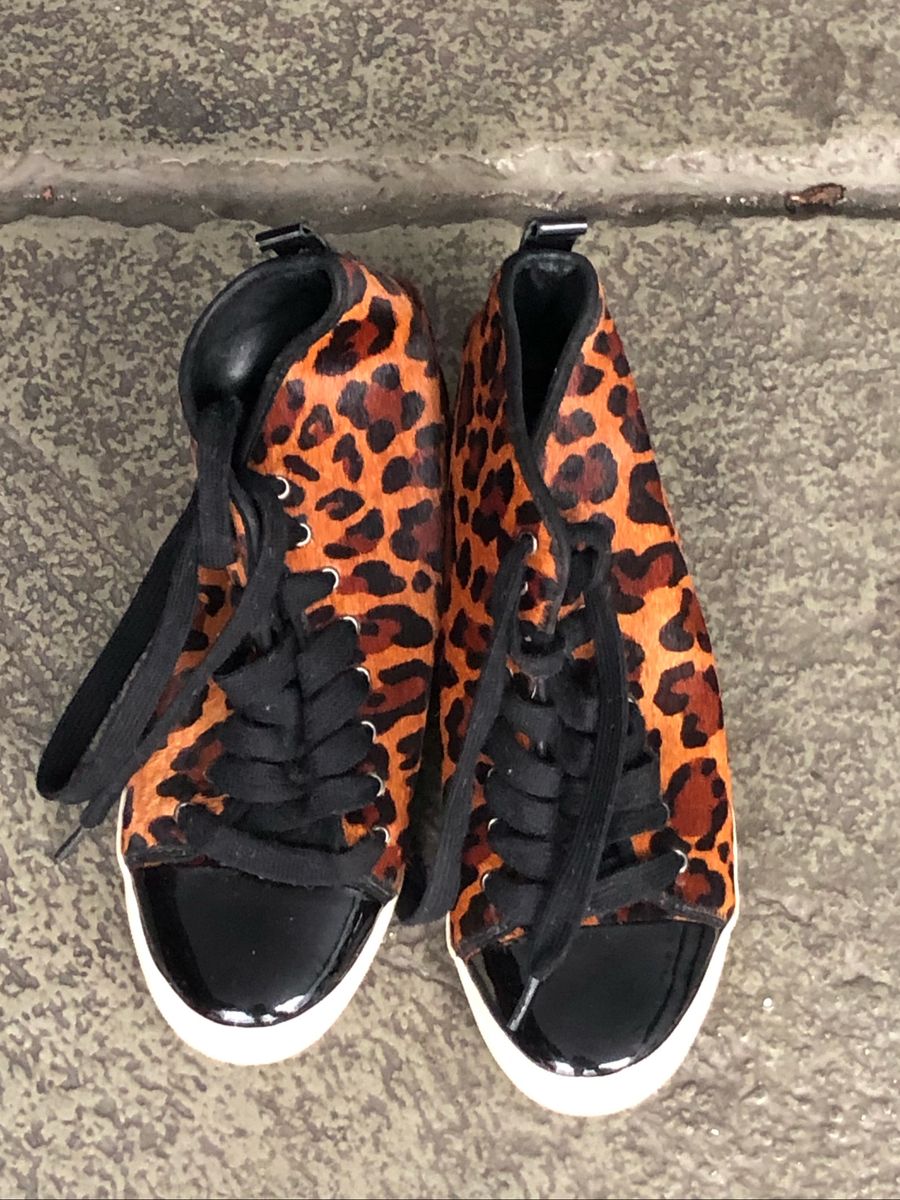 tenis oncinha schutz