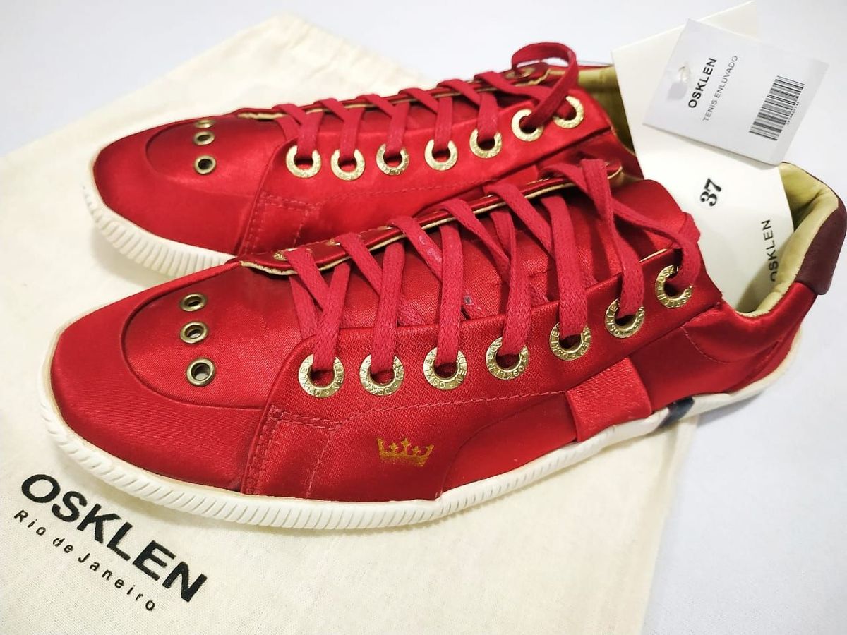 tenis osklen vermelho feminino