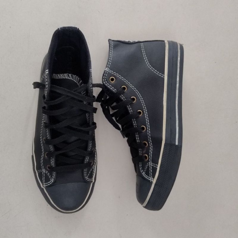 Tênis Oxto Cano Alto Preto Tênis Feminino Oxto Usado 107013550 enjoei