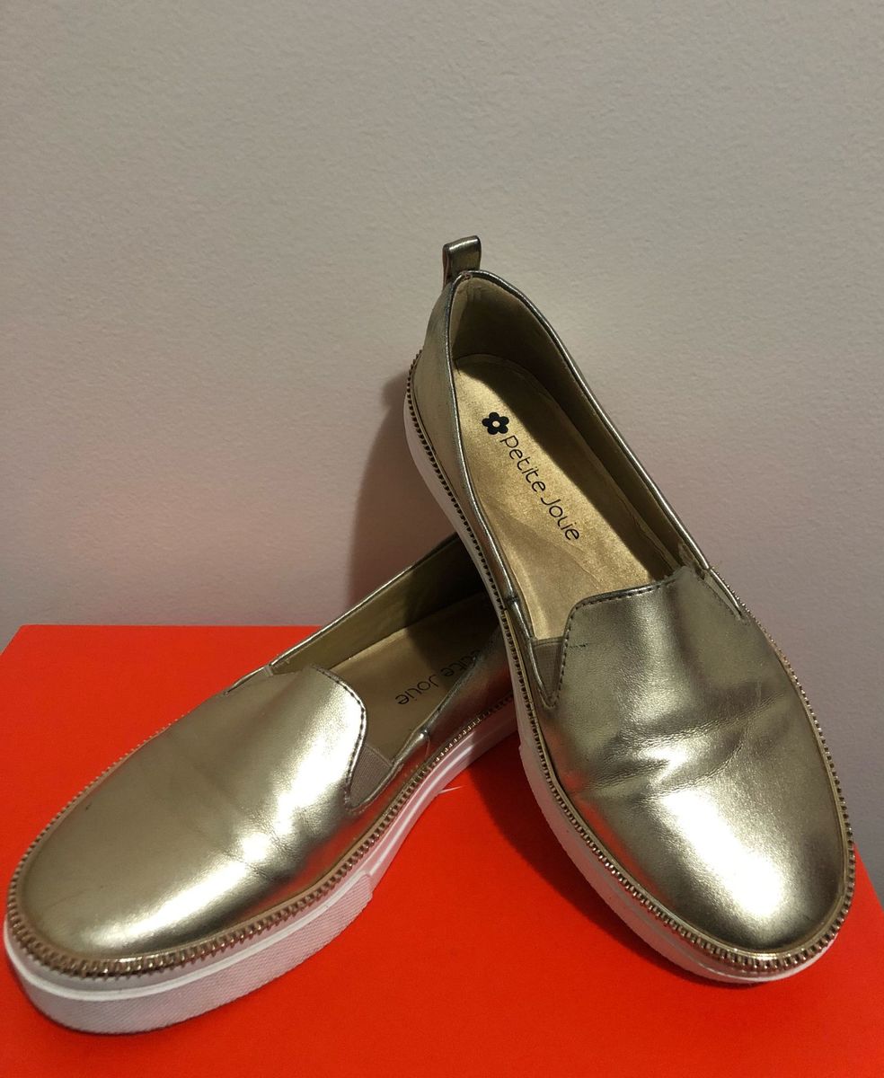 tenis petite jolie dourado