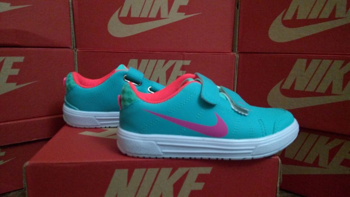 nike infantil pico lt