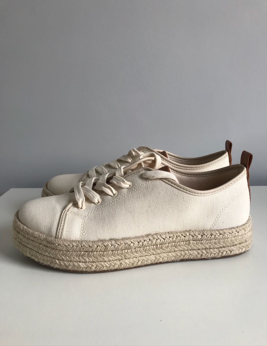 tenis plataforma feminino arezzo