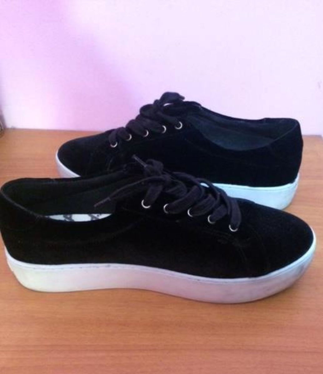 tenis plataforma preto arezzo
