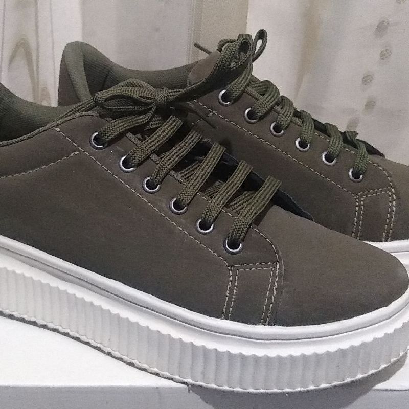 Tenis plataforma 2024 verde militar