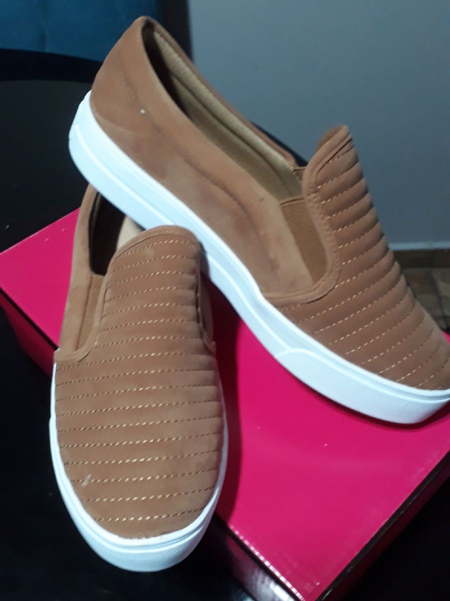 tenis prego feminino