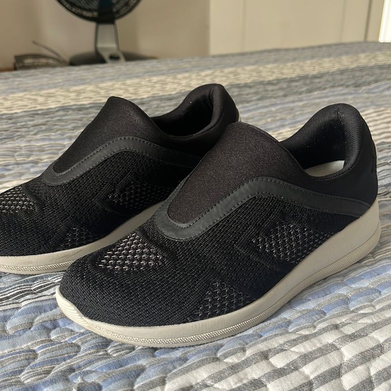 Tenis usaflex preto e sales branco