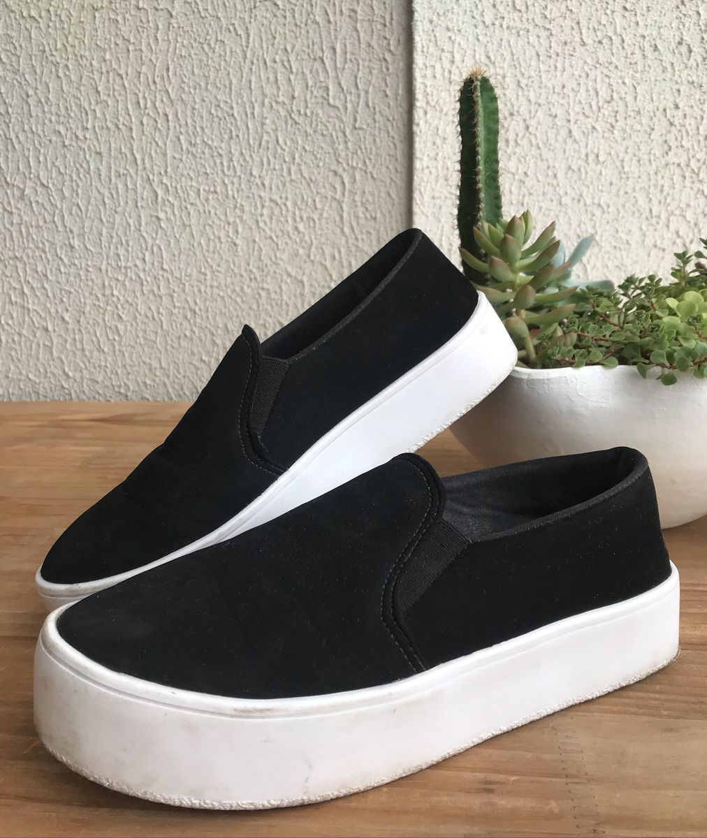 tenis preto riachuelo