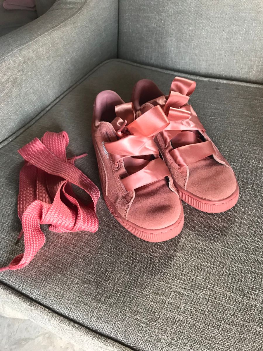 tenis puma feminino rosa com fita