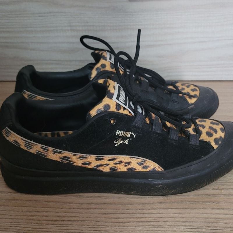 Puma clyde outlet volcom