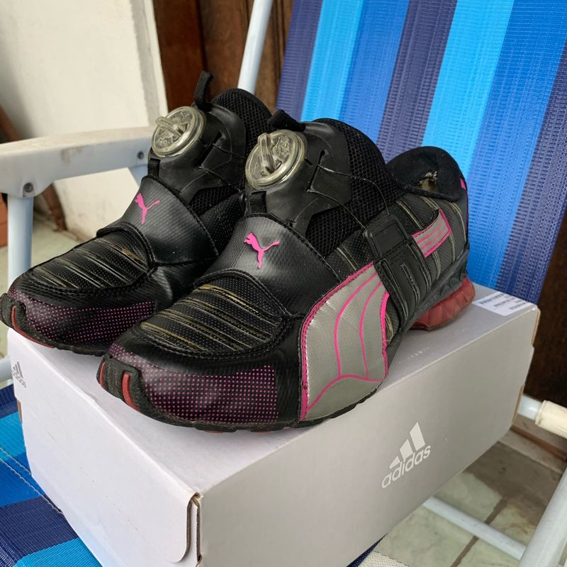 Puma disc preto com cheap rosa