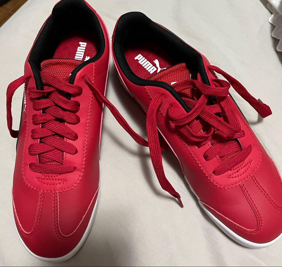 Tenis puma outlet ferrari vermelho branco