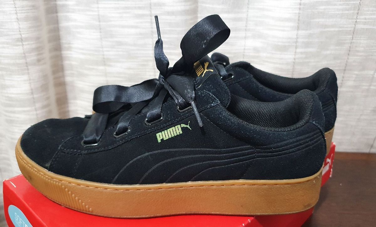 tenis da puma preto com marrom