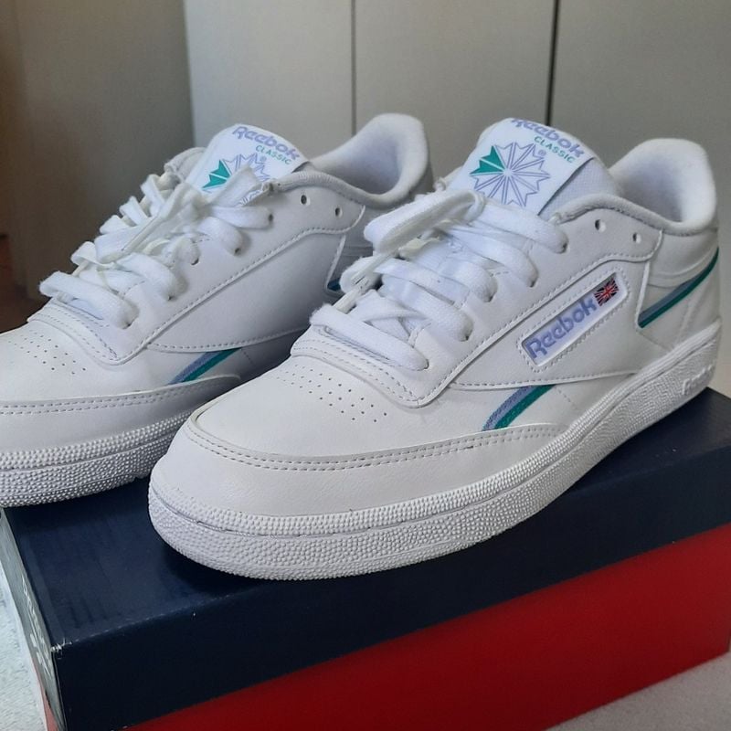 Tenis Reebok Brasil - Reebok Club C 85 Vintage Feminino  Branco/Verdes/Vermelho