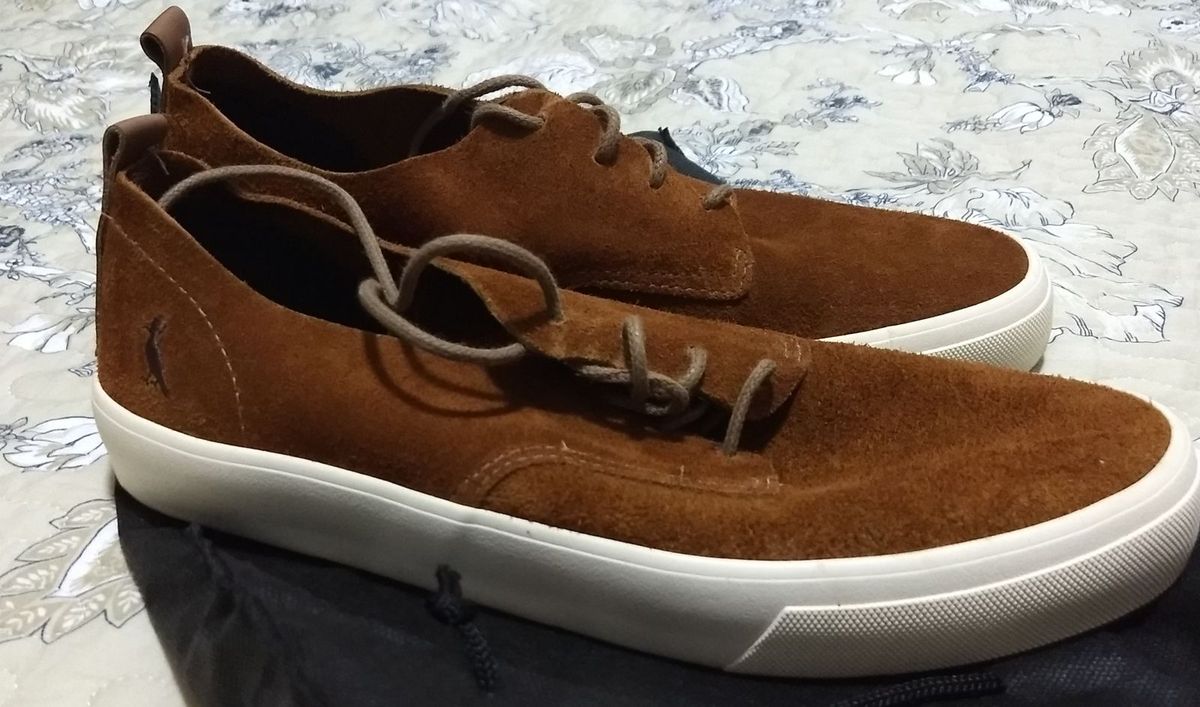 tenis reserva camurça