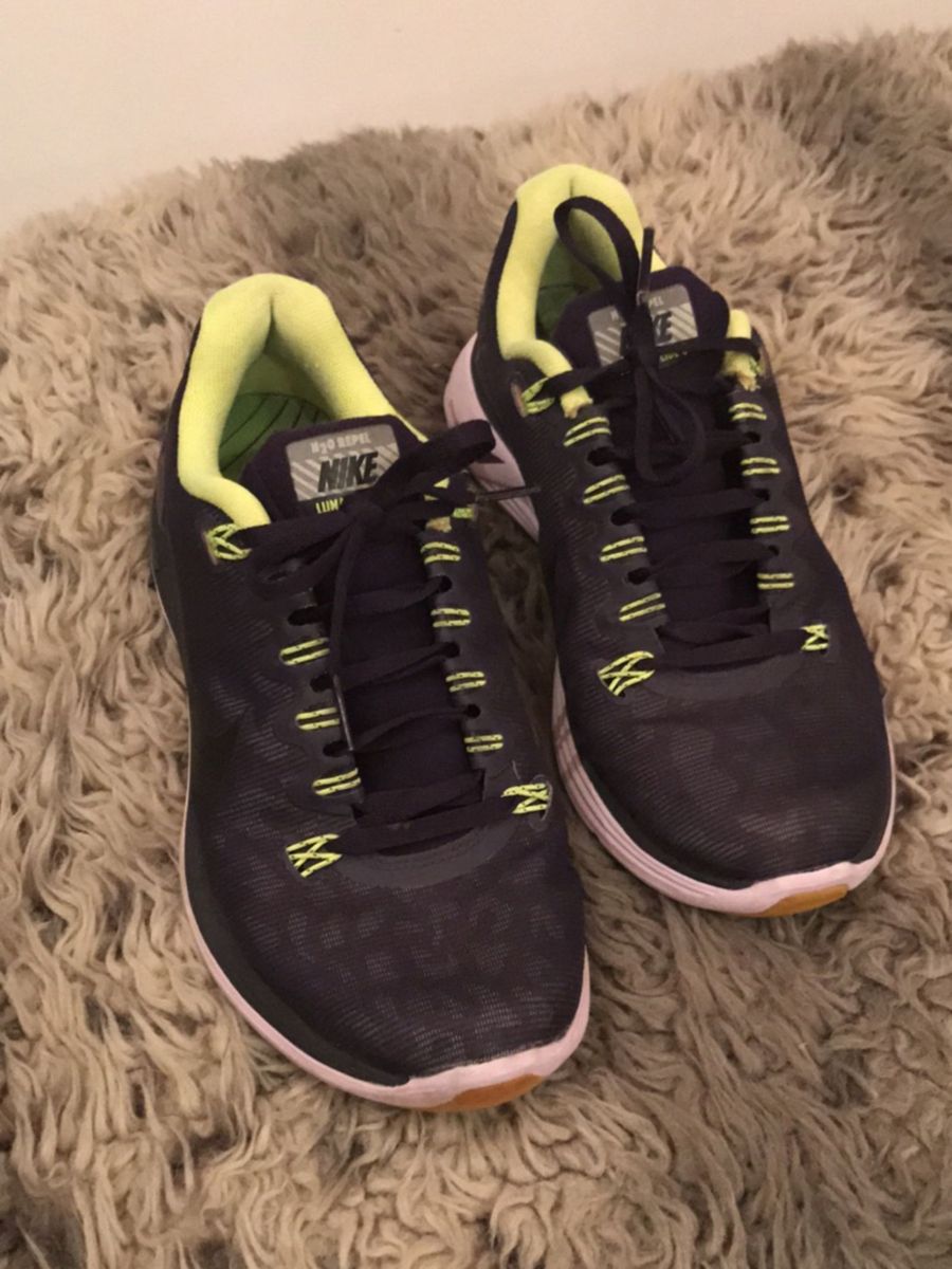 tenis resistente a agua